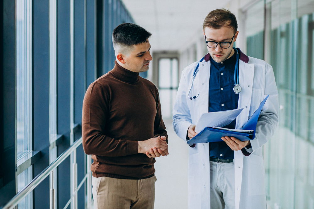 Check-up для чоловіків у Дніпрі: базові аналізи, ЕКГ, УЗД та консультація лікаря